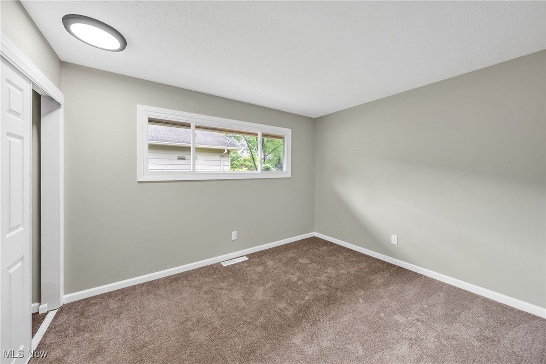 4950 Meadow Moss Lane, North Ridgeville, Ohio image 31
