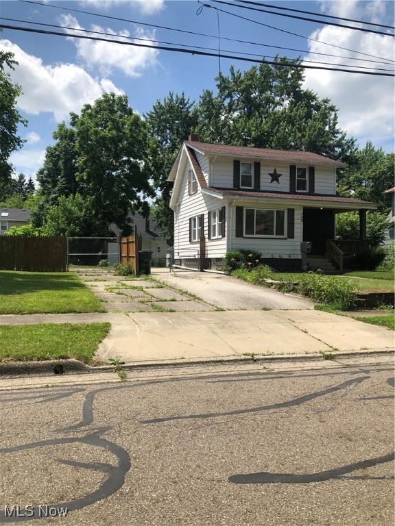You'll love the double lot. Originally two parcels that have been combined into one parcel. First floor den. Vinyl windows. Newer furnace and central air conditioning. Extra toilet, sink and shower in basement. Newer copper waterline from street to house.