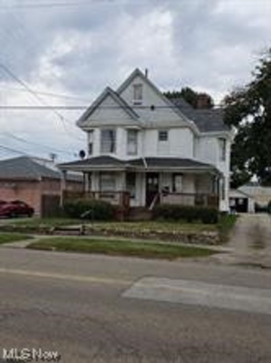 Attention Investors: Don't miss this turn of the century (Built in 1899). This multi-unit apartment features Old World Charm incudes beautiful hardwoods, and wainscotting.  This property was originally constructed with barn stone and has stood the test of time. , so Located in the heart of Akron's downtown district. This property has been systematically maintained by the current owner and would be an addition to your real estate portfolio.  The possibilities are endless. Ideas include a boarding house, sober house, battered women's shelter, a facility for travelling nurses that is so close to Akron's hospitals, the university, and downtown nightlife
Additionally this apartment has a 5th unit with 1 bath. Monthly rent is $625. Lease expiration is 12/31/2024. 
ATTENTION INVESTORS: SELLER JUST REDUCED THIS 5 UNIT TURNKEY APARTMENT BUILDING $20000!! SELLER WANTS TO SELL, DO YOU WANT TO BUY? NOW IS THE TIME TO MOVE ON THIS TURNKEY MULTI-FAMILY OPPORTUNITY! OPPORTUNITY IS KNOCKING, ARE YOU ANSWERING?