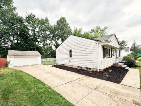 Tiny photo for 19304 Mayfair Lane, Warrensville Heights, OH 44128 (MLS # 5236508)