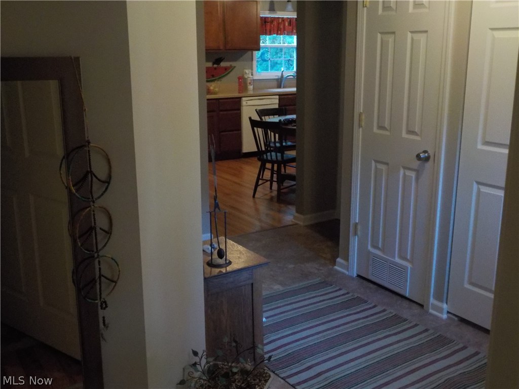 Village/Gloria Glens Park - Residential