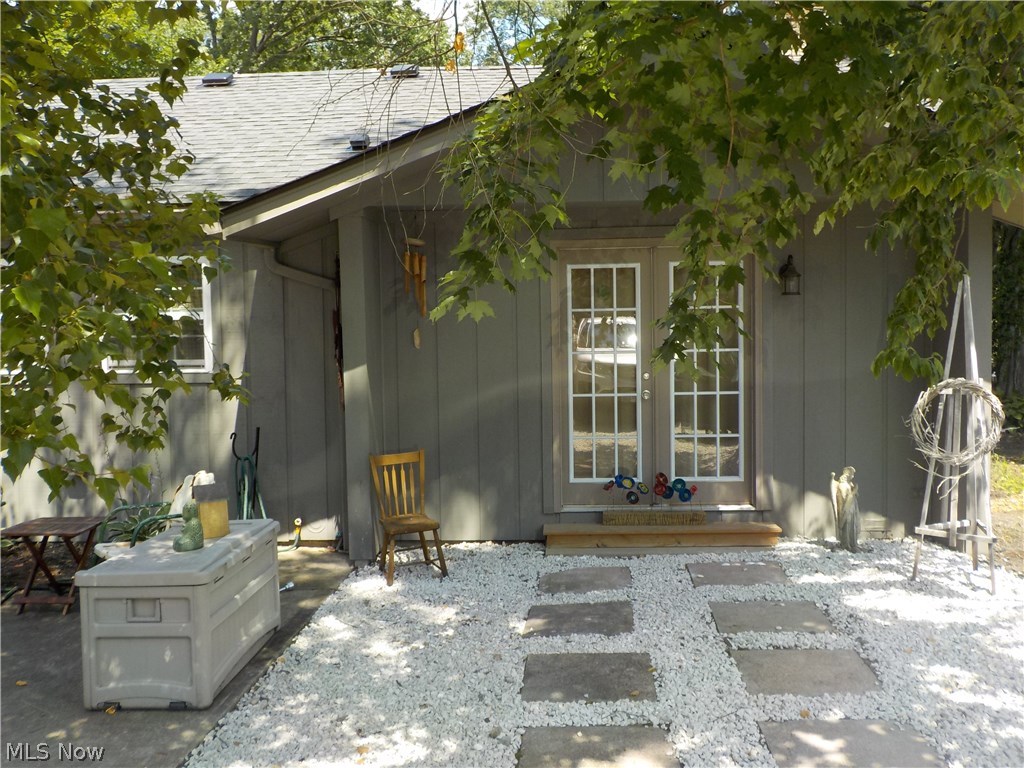 Village/Gloria Glens Park - Residential