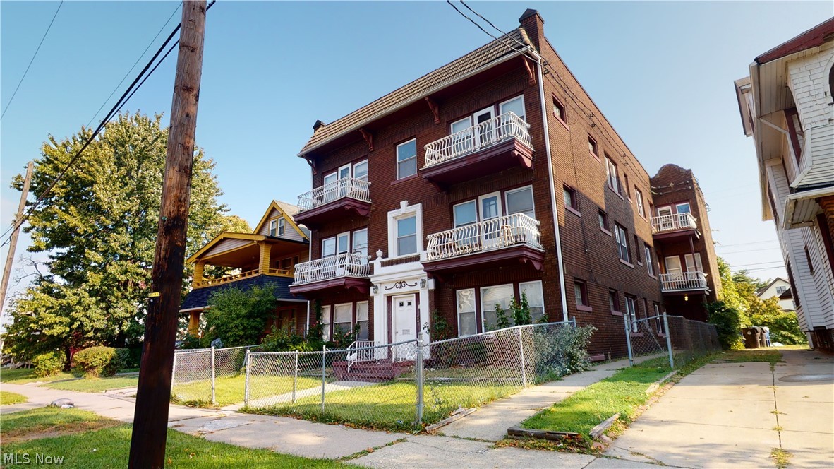 Forest Hill Pkwy - Commercial Sale