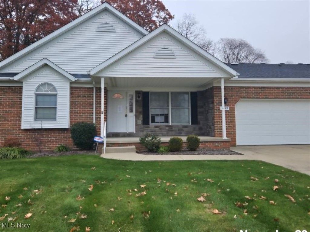 Photo of 1469 Cove Street NW, Uniontown, OH 44685 (MLS # 5177784)