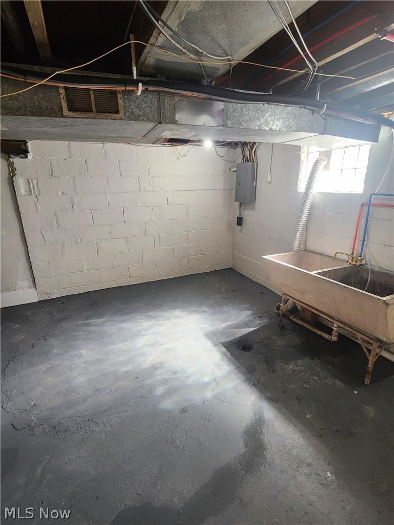 Wm L Coaless Kenilworth Allot - Residential