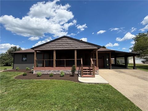 Homes For Sale - 22420 Jo Ann Drive<br/> Coshocton County, West Lafayette, OH 43845