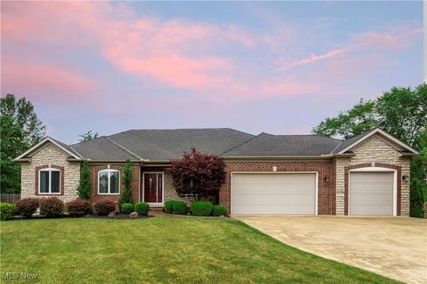8130 Crystal Creek Drive, North Royalton, OH 44133 - #: 5136144