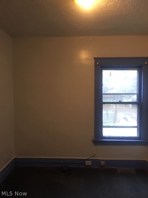 City/Youngstown - Residential Lease