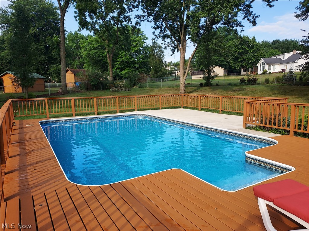 Tippewood Dells - Residential