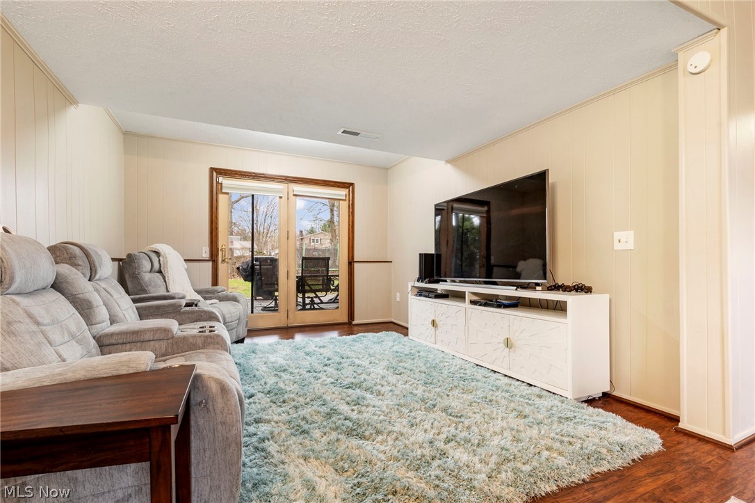 Frances Acres - Residential