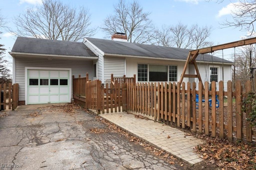 Photo of 355 County Road 1975, Jeromesville, OH 44840 (MLS # 5178528)