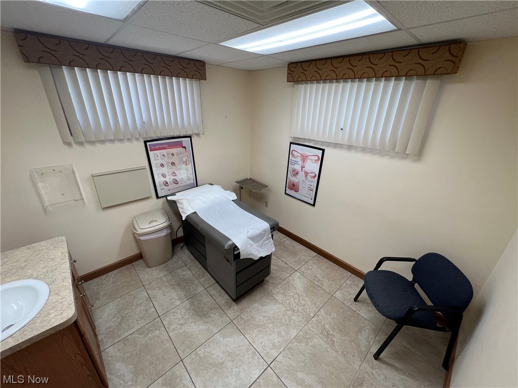 Newtown 1 - Commercial Lease