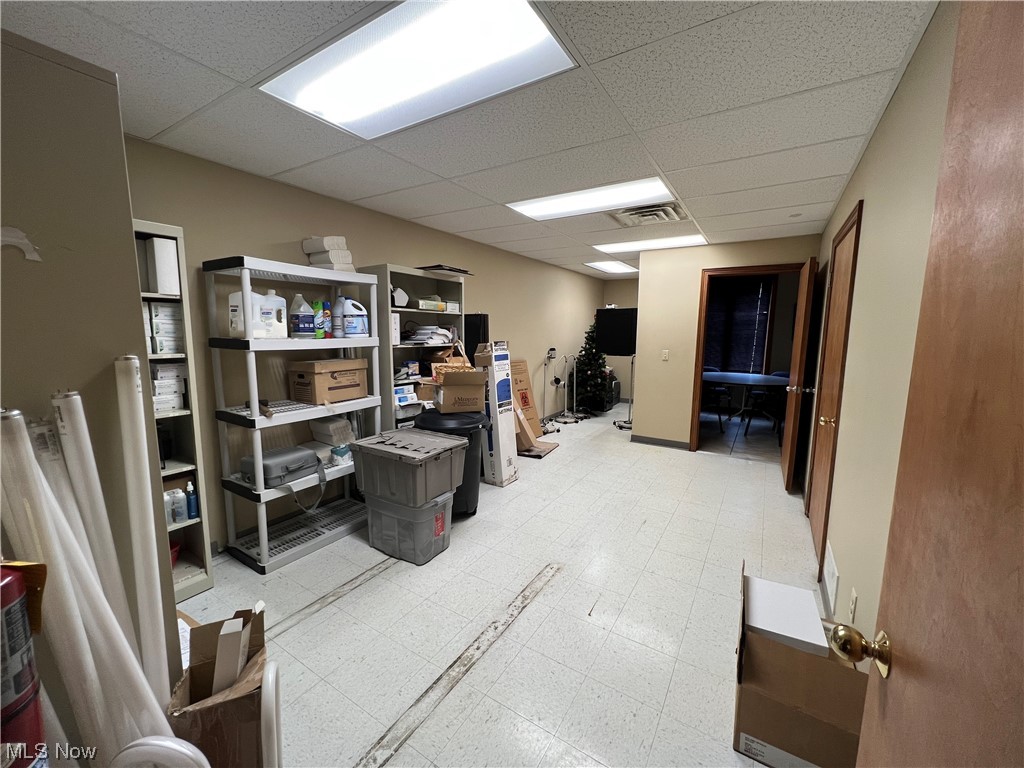 Newtown 1 - Commercial Lease