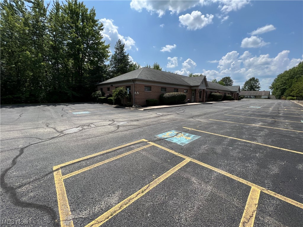 Newtown 1 - Commercial Lease