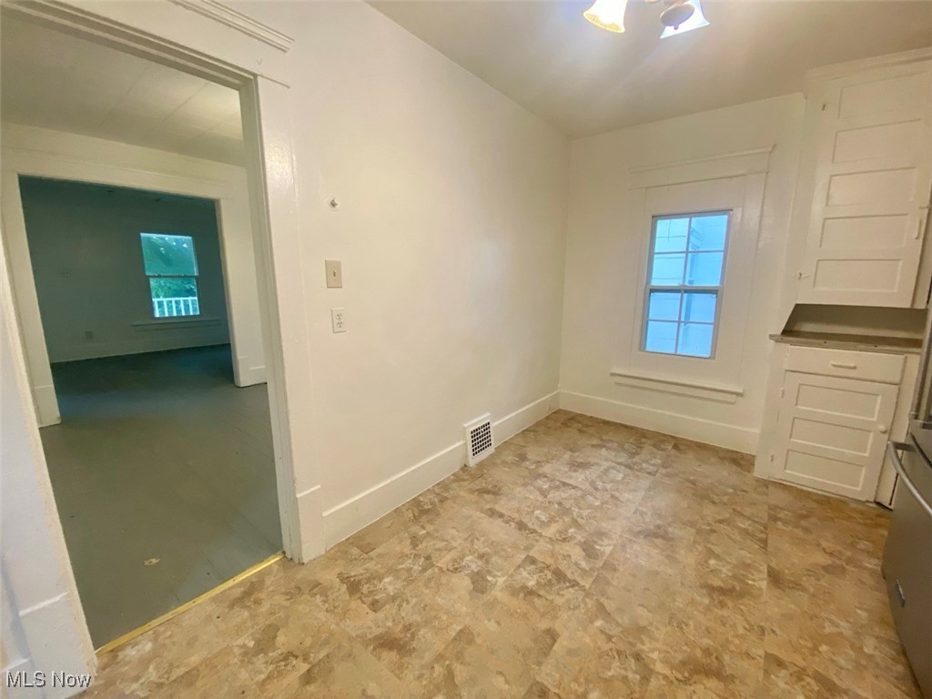 Voris - Residential Lease