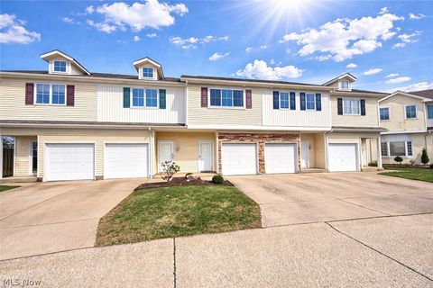 Condo For Sale - 370 Eden Lane #3<br/> Medina, OH 44256