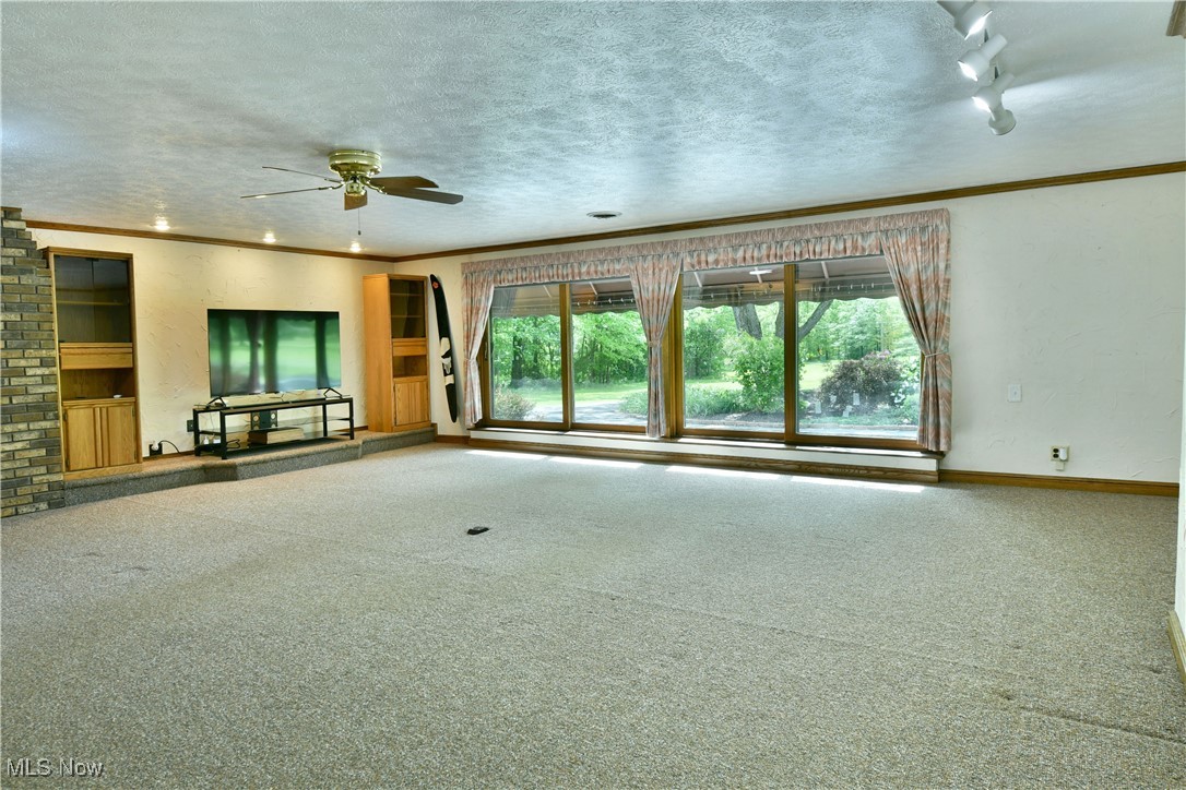 2942 Barclay Messerly Road, Southington, Ohio image 35