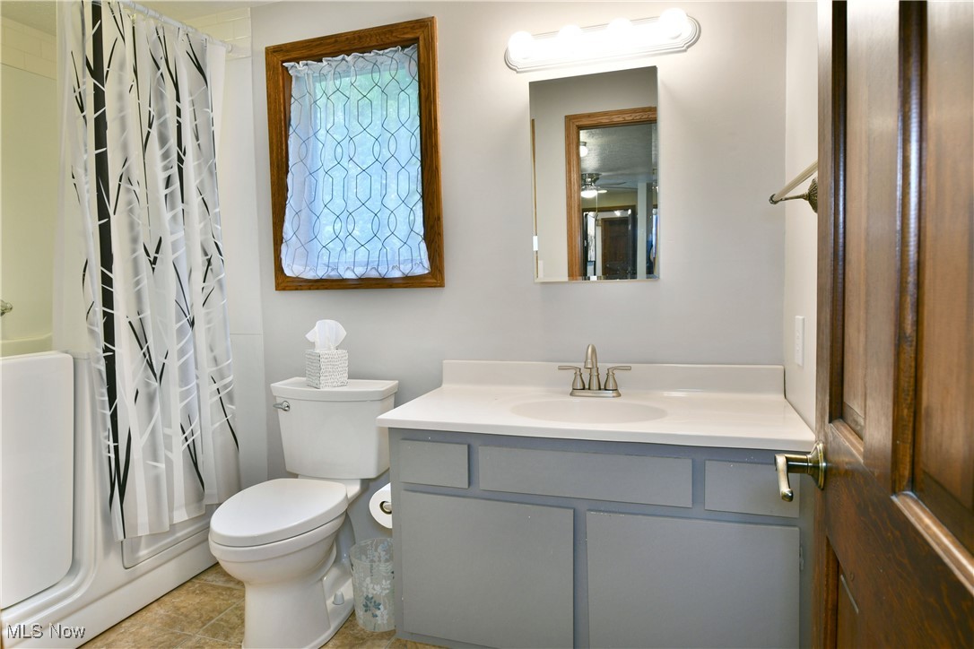 2942 Barclay Messerly Road, Southington, Ohio image 42
