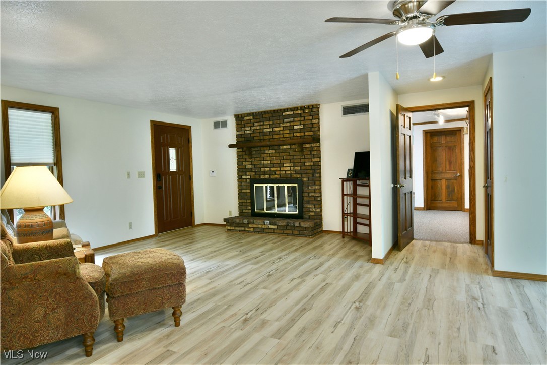 2942 Barclay Messerly Road, Southington, Ohio image 36