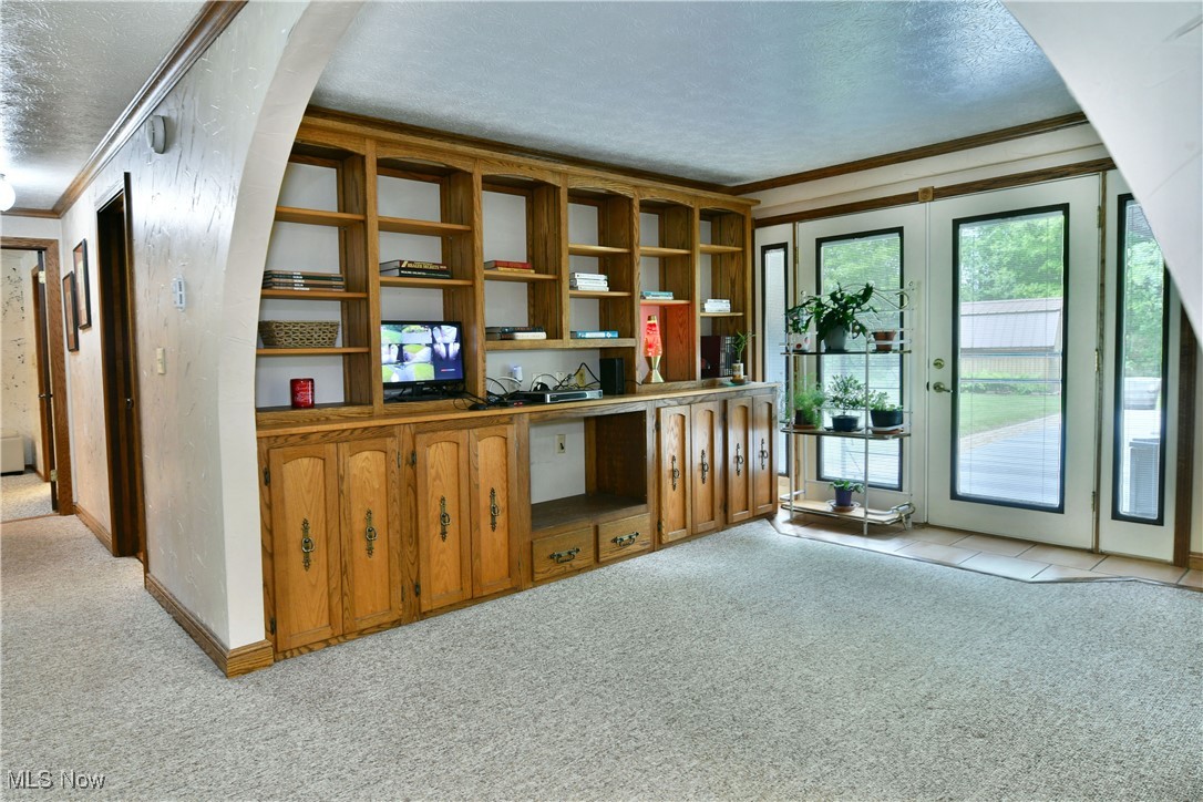 2942 Barclay Messerly Road, Southington, Ohio image 17