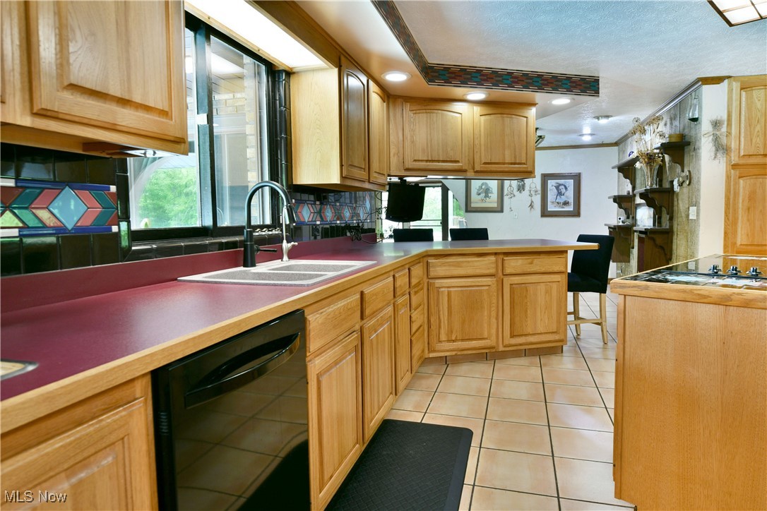 2942 Barclay Messerly Road, Southington, Ohio image 13