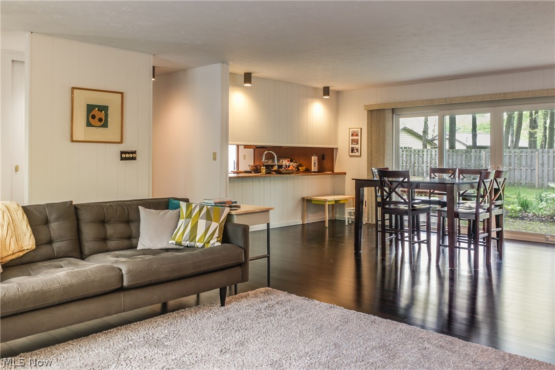 Ledgewood - Residential