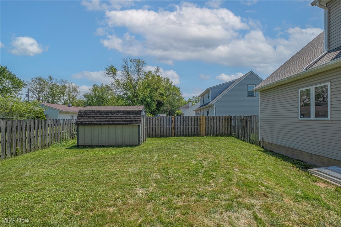 915 Devonshire Avenue, Sheffield Lake, Ohio image 33