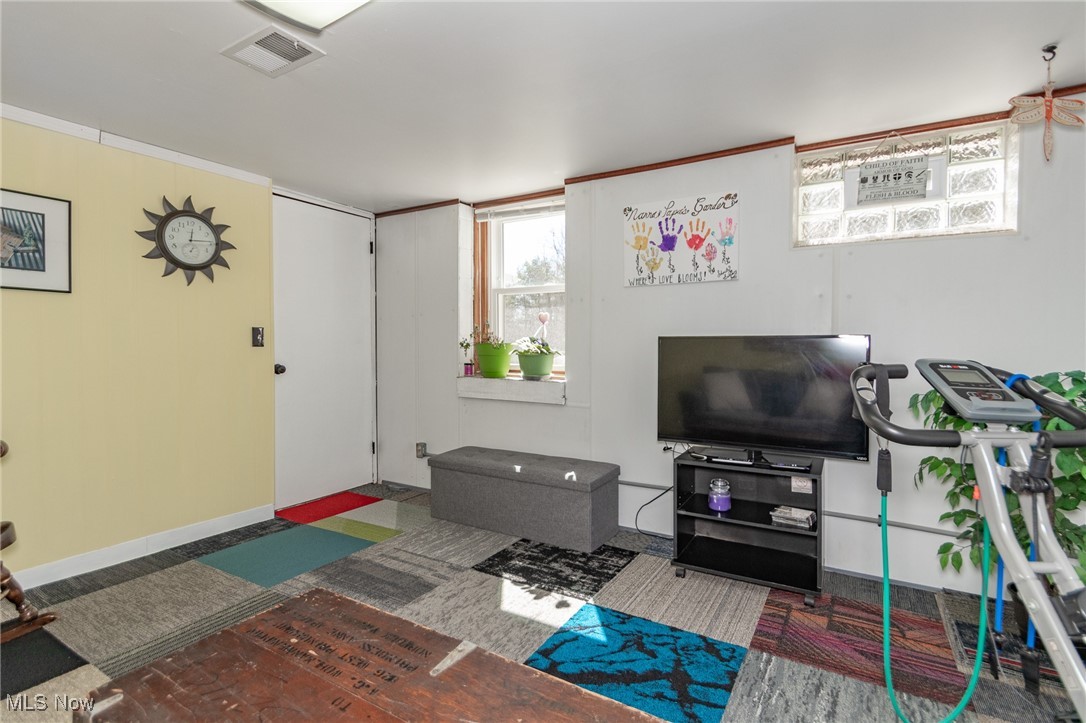 10495 Mulberry Road, Chardon, Ohio image 39