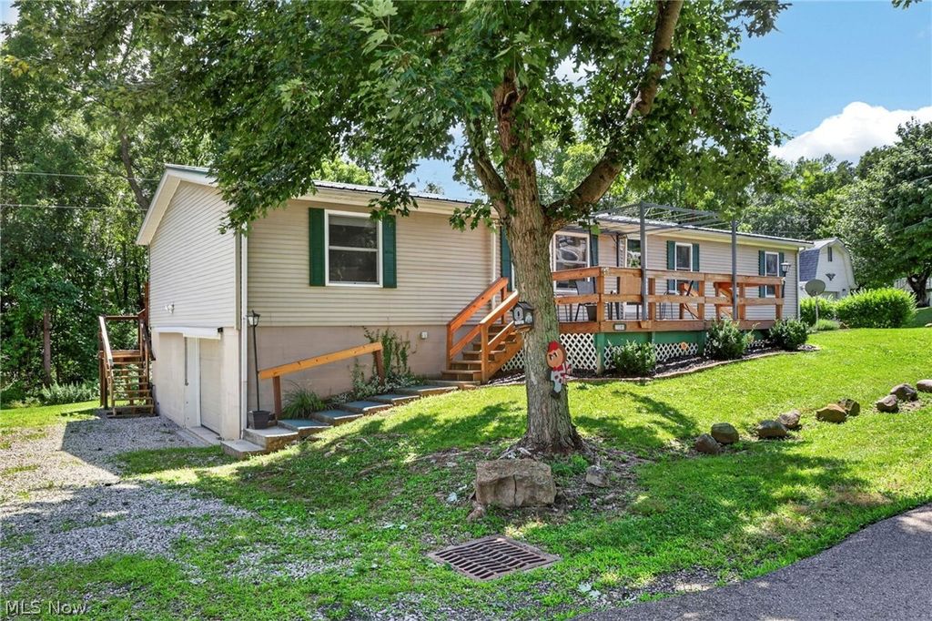 Photo of 23393 Hideaway Drive, Senecaville, OH 43780 (MLS # 5224602)