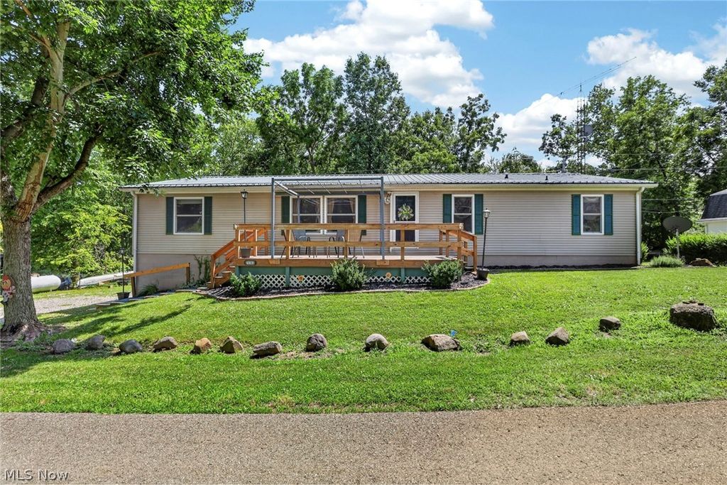 Photo of 23393 Hideaway Drive, Senecaville, OH 43780 (MLS # 5224602)
