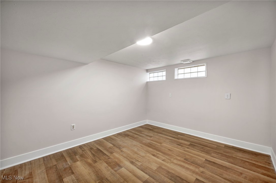 15954 Birchcroft Drive, Brook Park, Ohio image 26