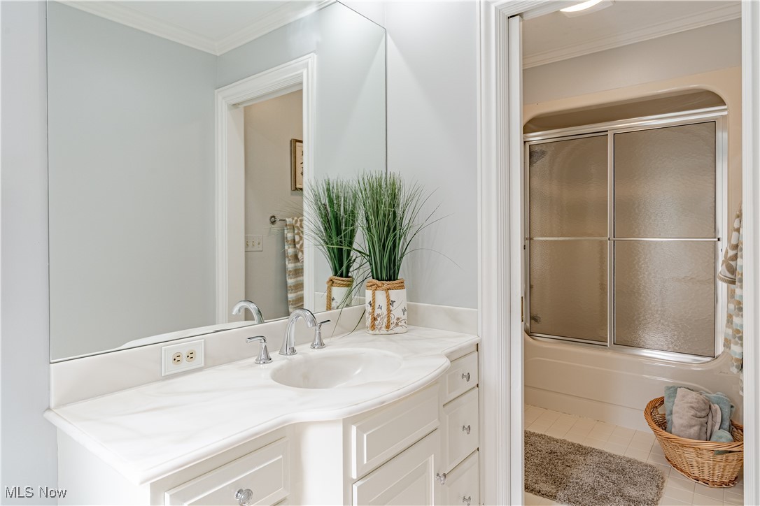 17980 Windy Lakes Circle, Chagrin Falls, Ohio image 35