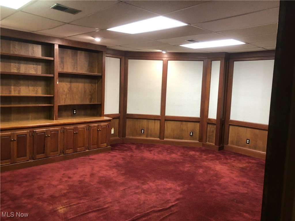 Town/Parkersburg - Commercial Sale