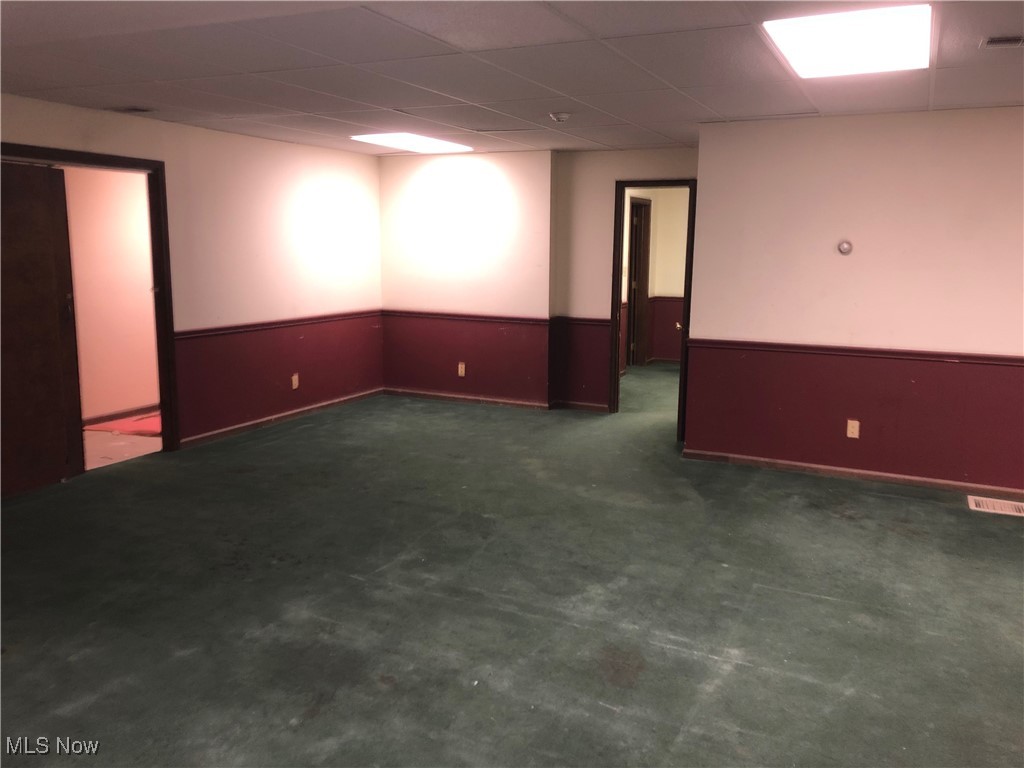 Town/Parkersburg - Commercial Sale