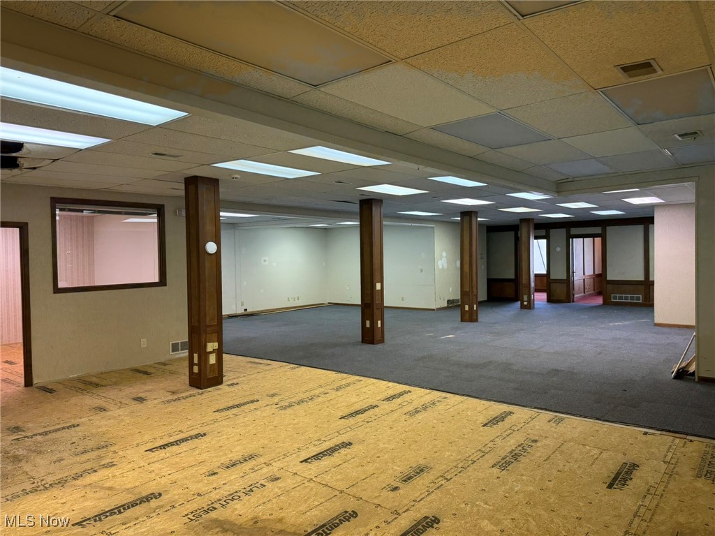 Town/Parkersburg - Commercial Sale