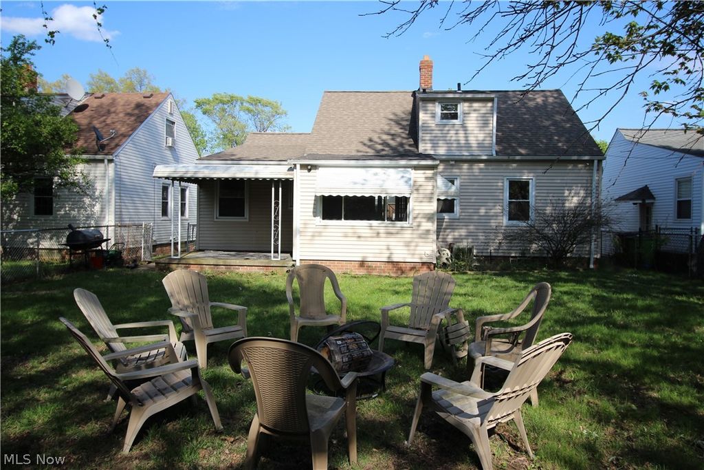 Photo of 346 Walworth Avenue, Euclid, OH 44132 (MLS # 5207148)