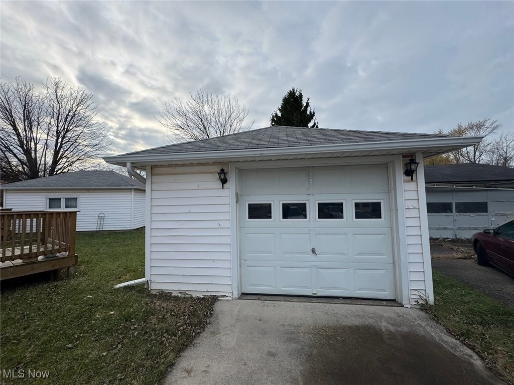 Maple Heights Sub - Residential Lease