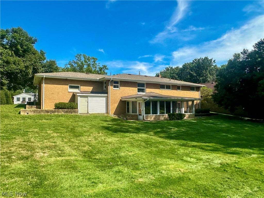 1525 Bellvue Drive