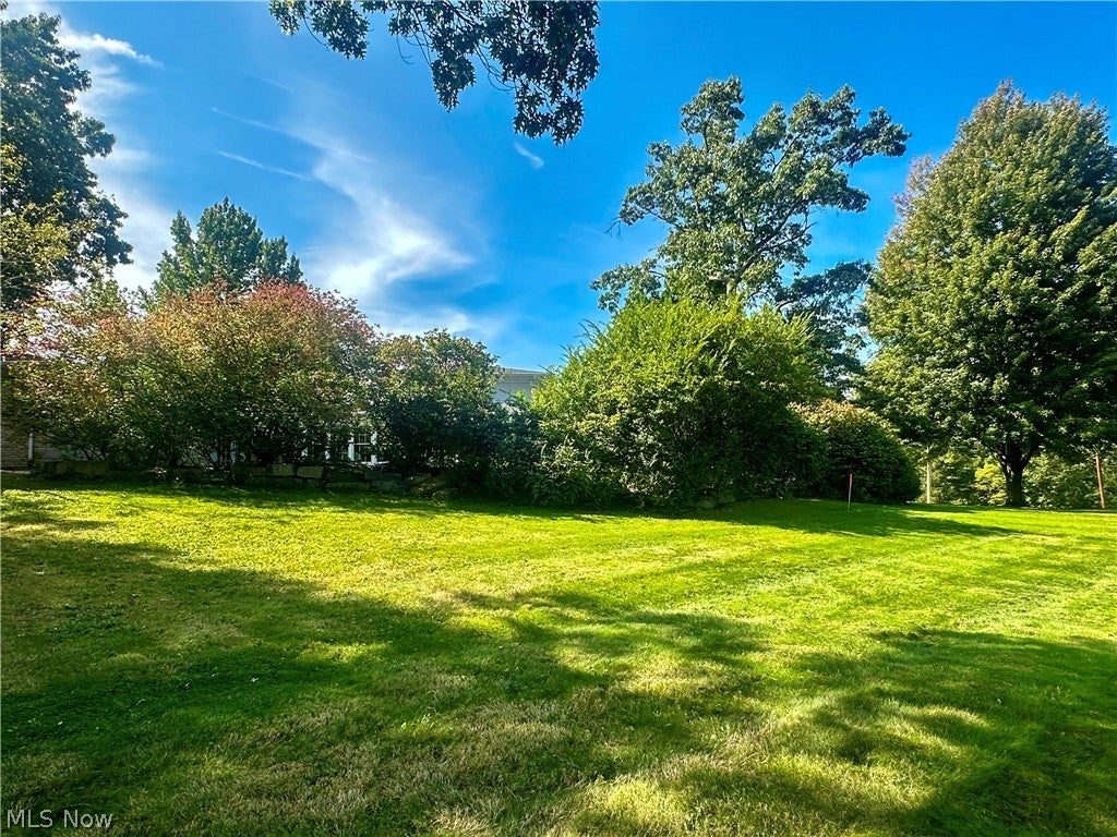 1525 Bellvue Drive