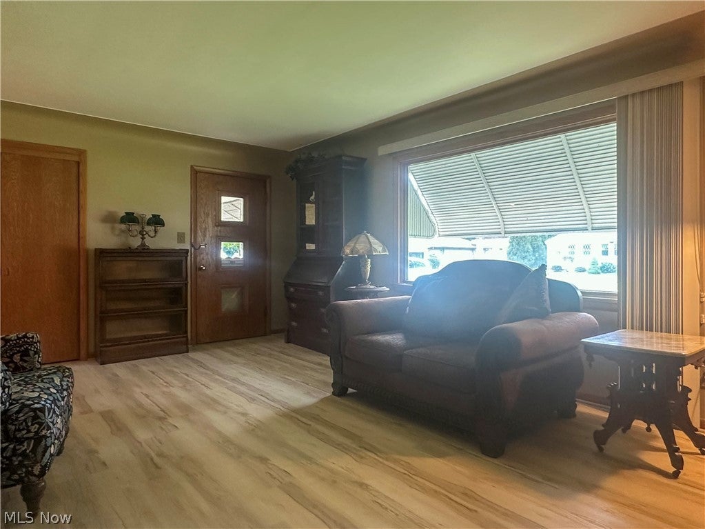 1525 Bellvue Drive