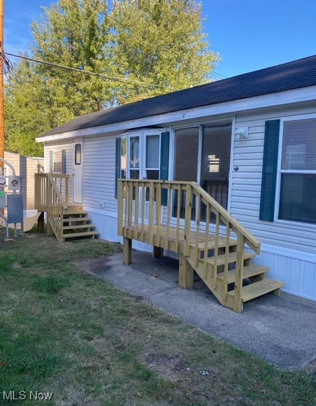 Photo of 40 Hyland Drive, Akron, OH 44312 (MLS # 5183165)