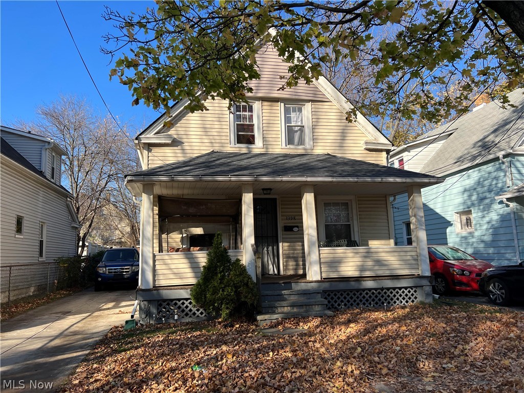 Great opportunity! Updated and ready to sell. This home gives you the opportunity to occupy or take over as landlord. Current rent is $750 per month.