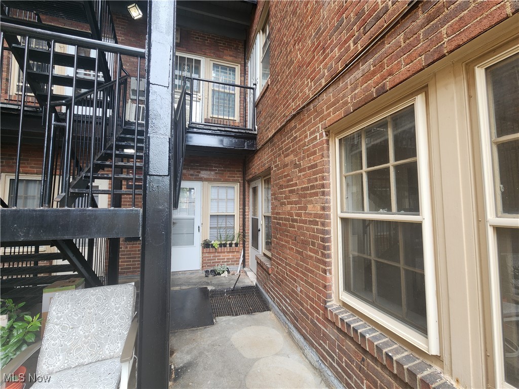 15610 Van Aken Boulevard #18, Cleveland, Ohio image 3