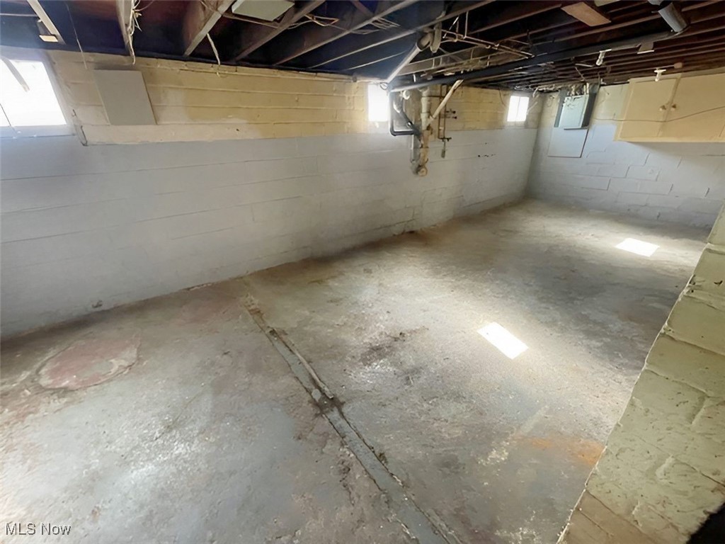 2111 21st Street, Canton, Ohio image 14