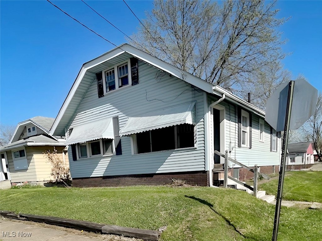 2111 21st Street, Canton, Ohio image 1