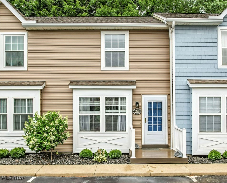 This charming Cortland condo offers three floors of beautifully finished living space and is tucked away in the sought-after Ivy Woods development. With an attractive townhouse layout and a prime location, you're just minutes away from shopping, dining and scenic local attractions. Step inside through the cheerful entry door and you'll find a spacious living room that flows seamlessly into the dining area and a nicely sized kitchen. The dining room features a sliding glass door that opens to a peaceful wooded backyard-perfect for relaxing. Head upstairs to find two comfortably sized bedrooms and a full bath. Downstairs, you will find a partially finished basement with a cozy family room and a dedicated area for laundry and storage. Enjoy a long list of updates, including:2022- Washer and Dryer, 2023- AC, Furnace, Hot Water Tank, 2024- Vinyl Siding, 2025- Dishwasher, Storm Door, Carpets cleaned.
This one won't last! Schedule your showing today!