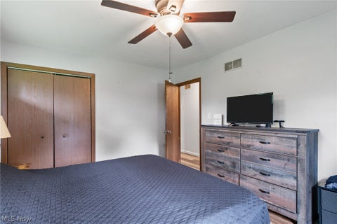 Tiny photo for 5511 Donner Drive, New Franklin, OH 44216 (MLS # 5236834)