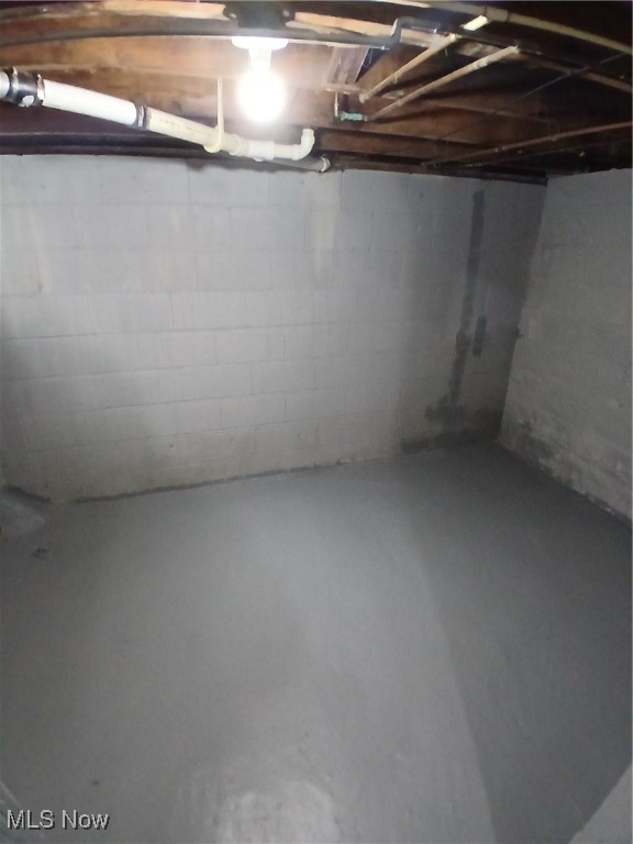 City/Youngstown - Residential Lease