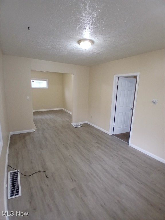 City/Youngstown - Residential Lease