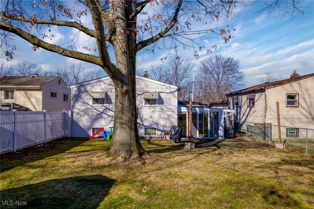 29322 Nehls Park Drive, Wickliffe, Ohio image 30